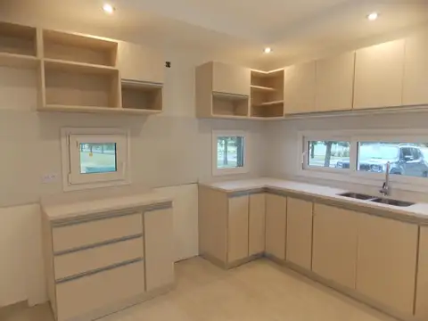 Casa en Venta al Oeste