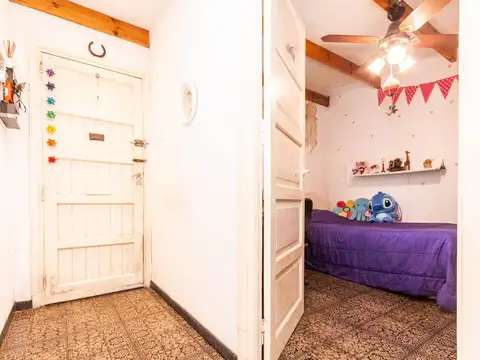 Depto Tipo Casa en Venta 75 años