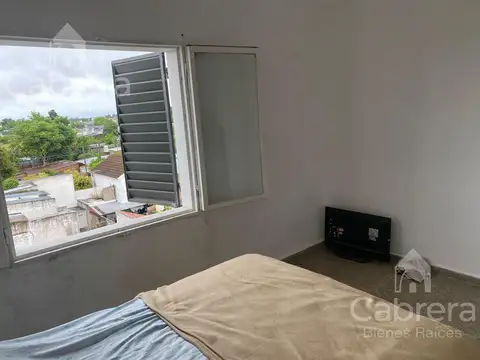 Departamento en Alquiler en Villa Elvira, $ 450.000