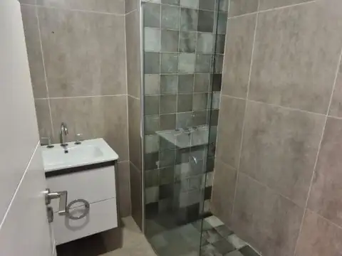 Departamento en Alquiler en Lomas del Mirador, $ 550.000