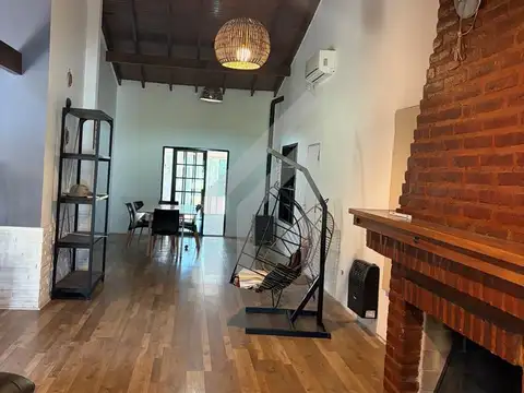 Casa en Alquiler en Boca Ratón, USD 900