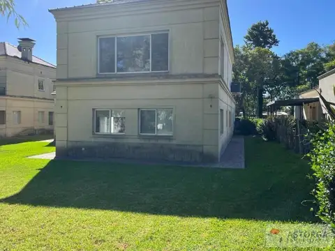 Casa en Venta en San Carlos Country Club, USD 420.000
