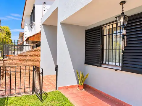 Depto Tipo Casa en Venta de 4 ambientes