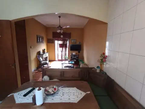 VENTA PH TIPO CASA 5 AMB CON PATIO EN MATADEROS 