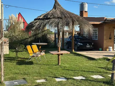 Casa 2 ambientes con 1 baño