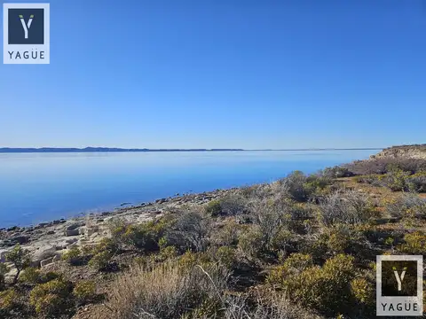 Lago Muster - 7.000 has y 15 km de costa del Lago - Pesca - Turismo