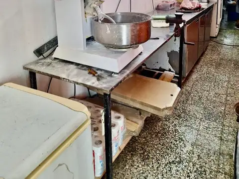 Local en Venta Via Pública