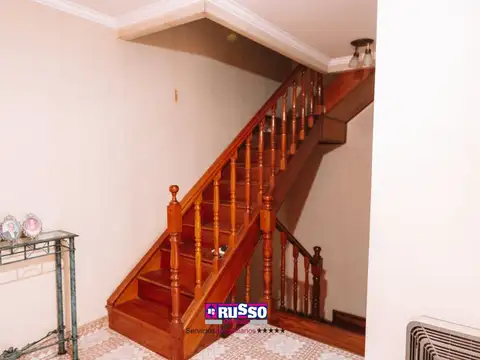 Venta casa 5 ambientes  San Justo