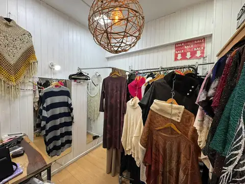 Venta Local Comercial con Baulera en Balvanera Once Ciudad Autónoma de Buenos Aires