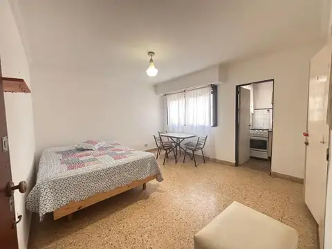 Departamento en Alquiler en Centro, $ 450.000