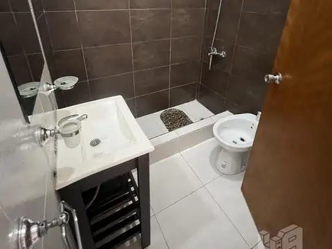 Depto Tipo Casa en Alquiler de 2 ambientes