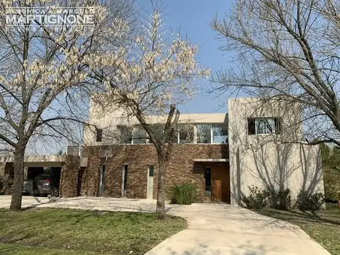 San Francisco Club De Campo Manzanares Pilar