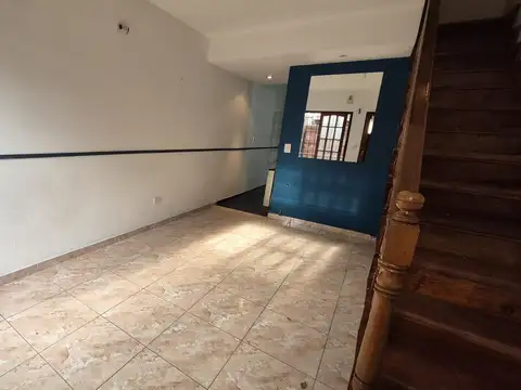 Venta PH 3 Ambientes en moron