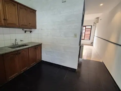 Depto Tipo Casa en Venta en Castelar, USD 53.000