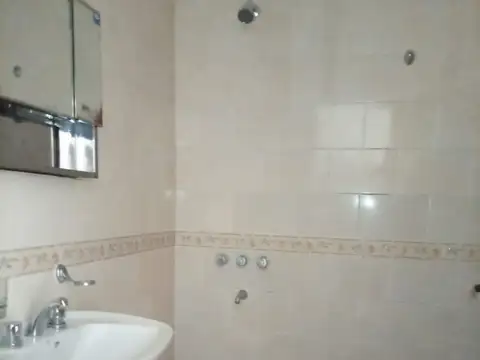Depto Tipo Casa en Alquiler al Oeste