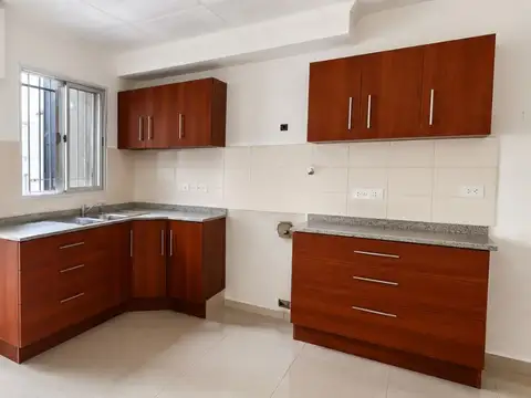 Depto Tipo Casa en Venta en Caseros, USD 45.000