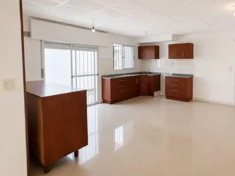 Depto Tipo Casa en Venta de 2 ambientes