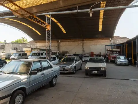 VENTA GALPON 2114 m EXCELENTE UBICACION AYOLAS 500