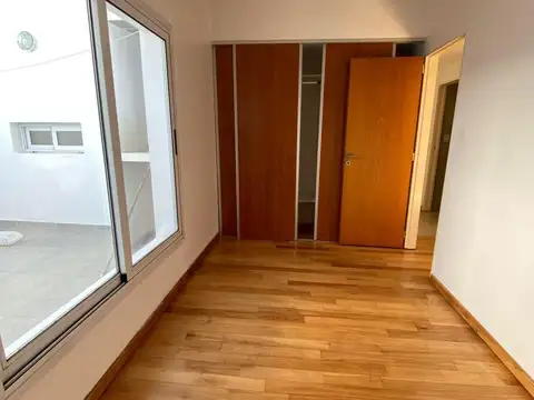 Departamento 4 ambientes con 1 baño