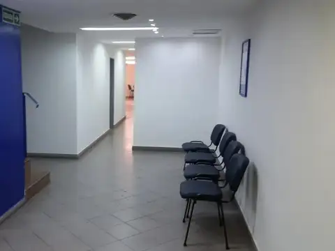 Local en alquiler ubicado muy cerca de nueva Córdoba 382 m2