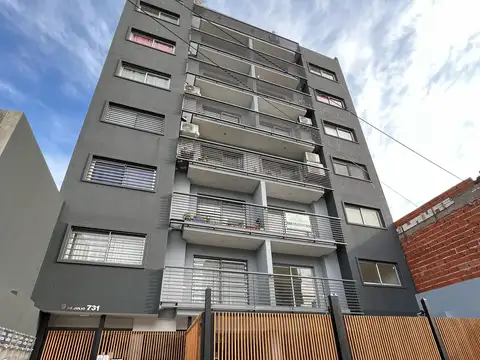 Excelente departamento de 2 ambientes en Morón Sur
