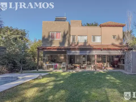 LOTE INTERNO. 3 DORMITORIOS y ESCRITORIO.