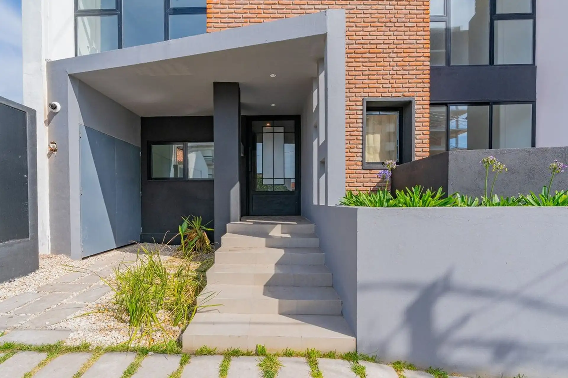 Monoambiente 30m² a estrenar a 50m del mar — Punta Mogotes