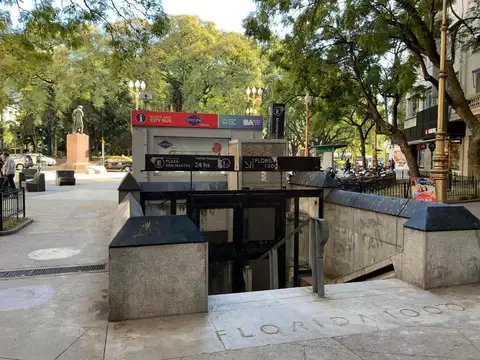 Local en Alquiler en Retiro, USD 12.000