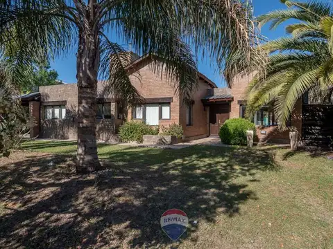 VENTA CASA 3 DORMI SAN ISIDRO VILLA ALLENDE CBA