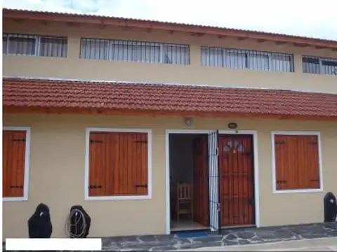 Departamento de 3 amb.c/cochera y patio (Calle 5 - 6400- Mar