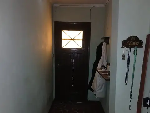 Depto Tipo Casa en Alquiler en Jose Leon Suarez, $ 600.000