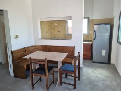 Departamento tipo casa en venta en Bernal Oeste