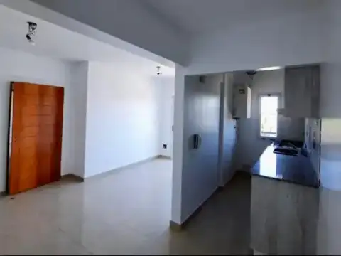 Departamento en Venta en Bernal Oeste, USD 67.000