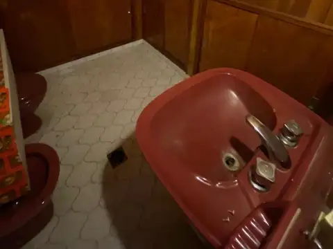 Casa en Venta con 5 cocheras