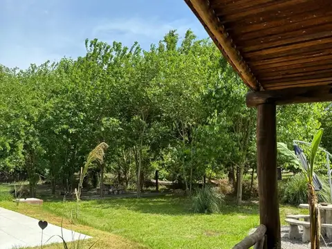 VENTA CASA DUPLEX CON PILETA VISTA AL RIO OLIVEROS