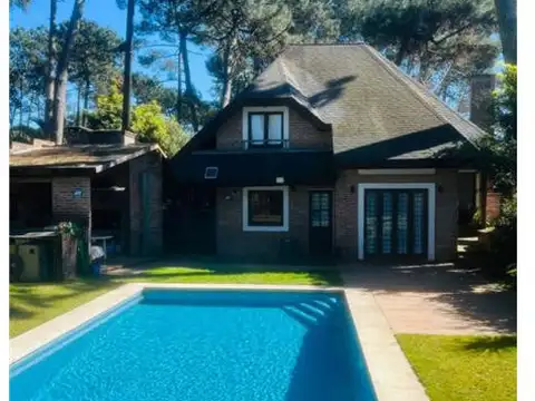 Casa en Alquiler de 3 dormitorios