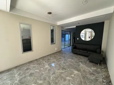 Departamento en Alquiler en Moron, $ 500.000