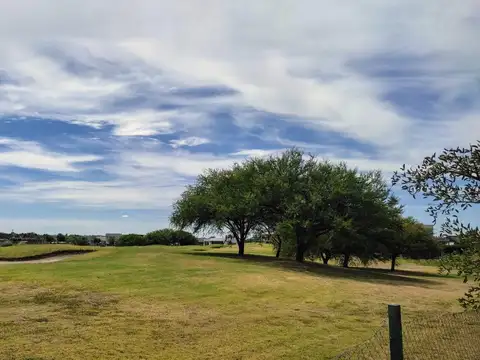 Casa 5 ambientes con 4 baños