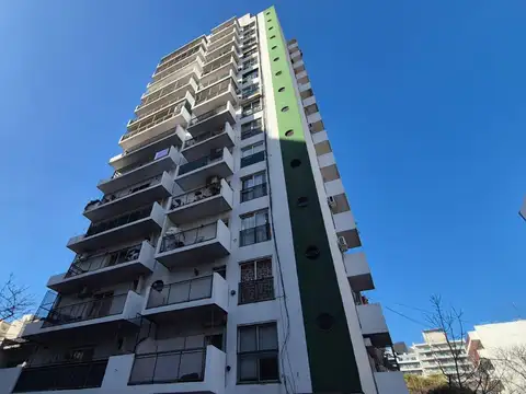 Humberto Primo al 2700