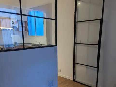 Departamento en Alquiler en Coghlan, $ 800.000