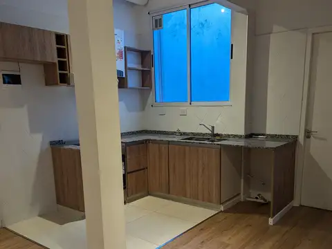 Alquiler departamento  primero por escalera expensas muy bajas. DOS AMB Y MEDIO  Saavedra