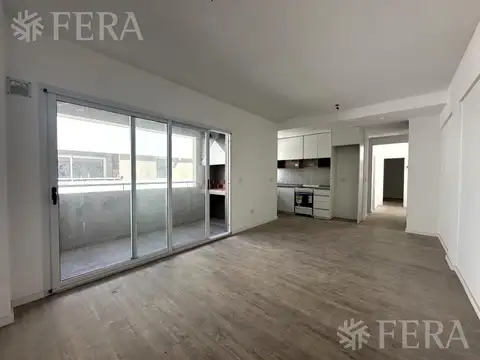 Venta departamento 3 ambientes con balcón  en Wilde