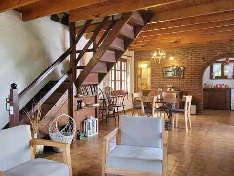 Casa 3 ambientes con 2 baños