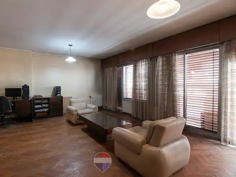 Departamento en Venta en Alberdi, USD 145.000