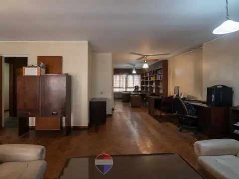 Departamento en Venta de 8 ambientes