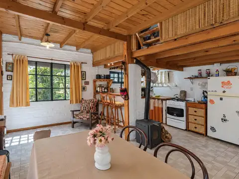 Casa 3 ambientes con 1 baño
