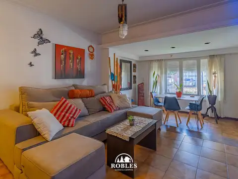 Casa 3 ambientes con 1 baño