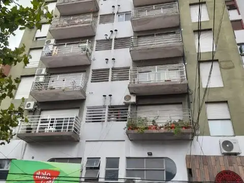 Alsina 100, Piso 3