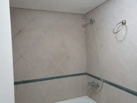 Angel Delia 900, Piso 3