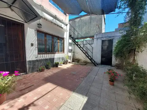 PH 3 AMBIENTES -  P.B.C/PATIO Y TERRAZA